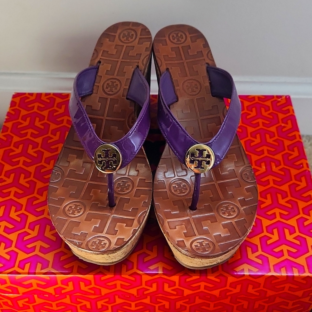 Tory Burch/Desert purple,wedge heel,and patent calf w/signature TB gold hardware